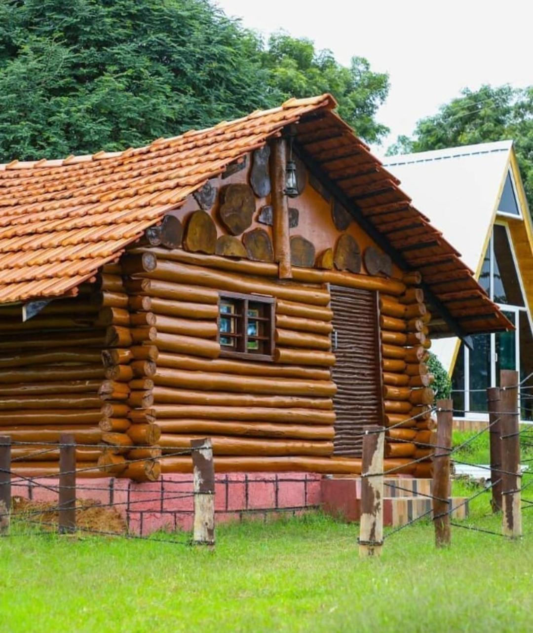 Hotel Dejavoo Gādigarpālya Exterior foto
